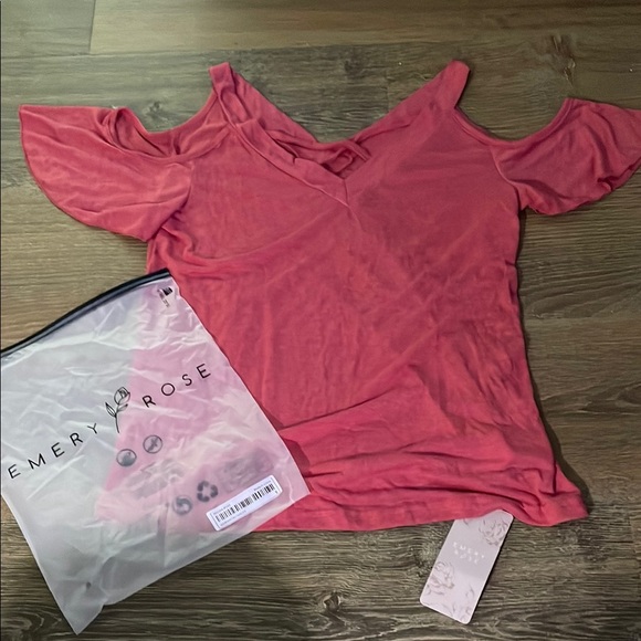 Emery Rose Women's Small Coral Cold Shoulder Blouse NWT - Picture 1 of 5